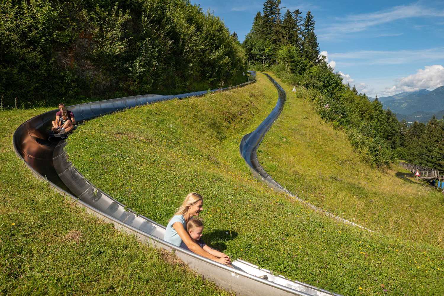 Sommerrodelbahn am Zahmen Kaiser in Walchsee im Kaiserwinkl in Tirol